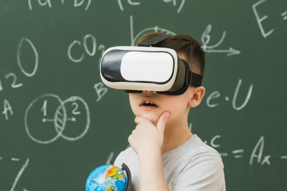 Criança usando óculos de realidade virtual e segurando livros e um globo terreste