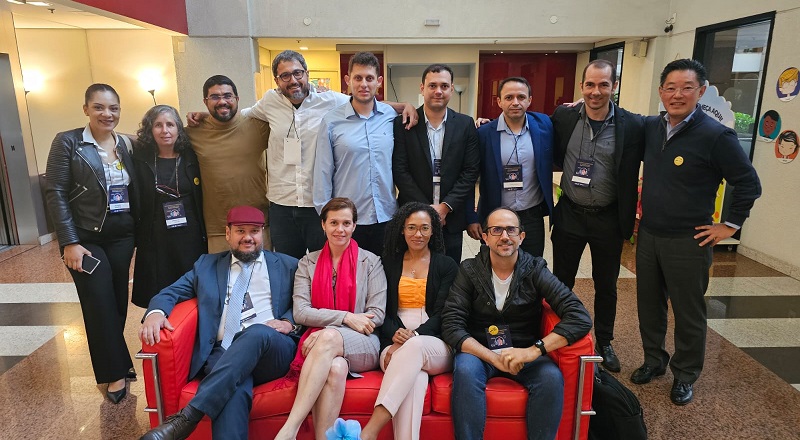 participantes da Conferência Internacional de Acessibilidade reunidos